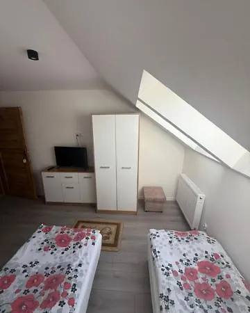 Goscinne Straznica Feriegård *