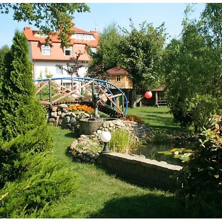 ファームステイ Goscinne Straznica