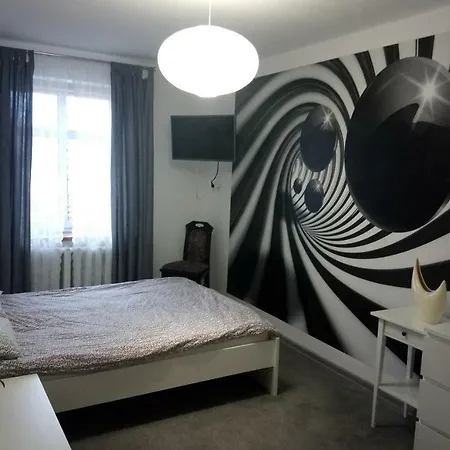 Goscinne Straznica * ヤロスワビエツ